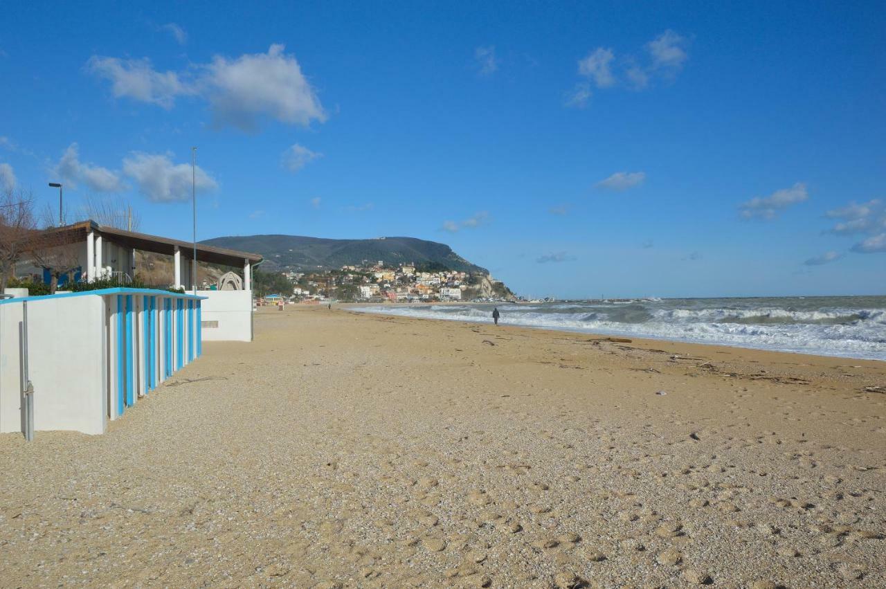 Casa Linda, A Due Passi Dal Mare Apartment นูมานา ภายนอก รูปภาพ