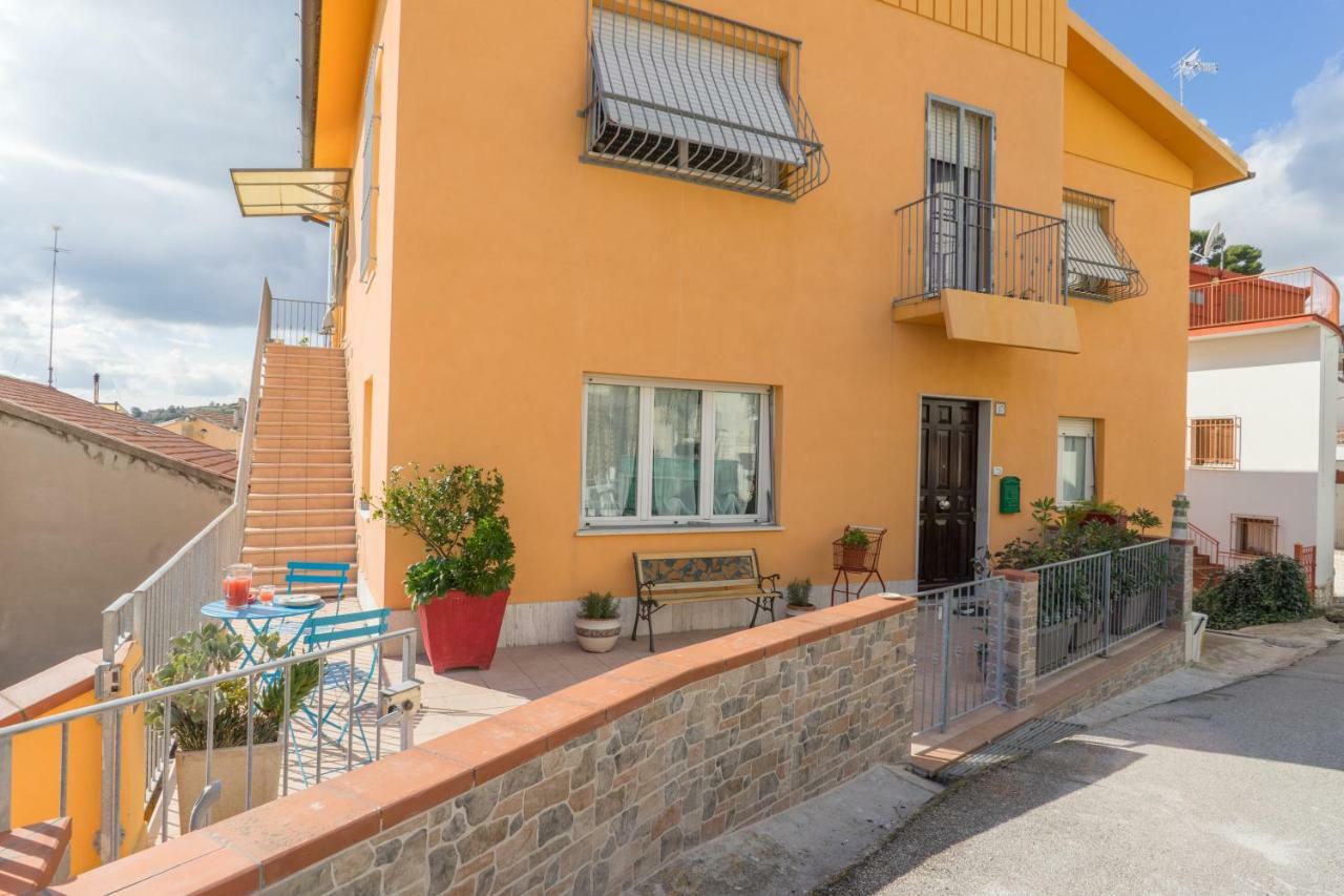 Casa Linda, A Due Passi Dal Mare Apartment นูมานา ภายนอก รูปภาพ